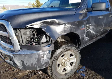 2018 Ram 2500 Tradesman 4X4 6'4 Box from USA, damaged, VIN 3C6UR5CL1JG289937